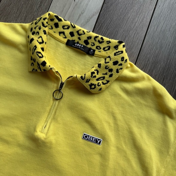 Obey Women’s Cropped Polo Shirt | Size: Medium | Excellent Condition. - Picture 3 of 5